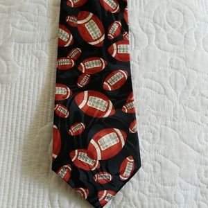 Beverly Hills Polo Club Mens Football Tie